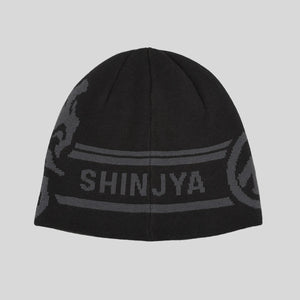 Black beanie with 'SHINJYA' on a light gray background